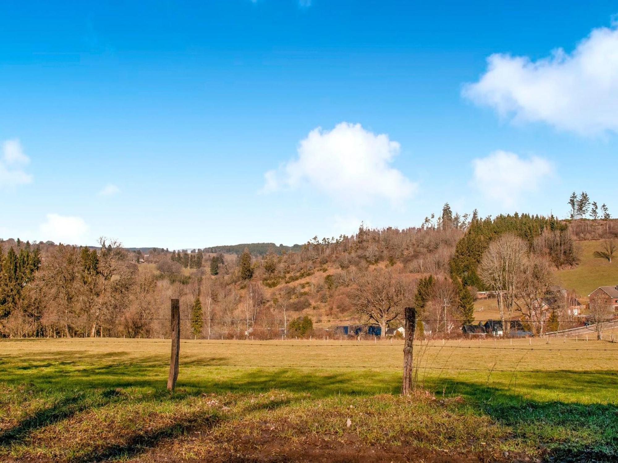 Sophisticated Holiday Home In Lierneux Near Forest Luaran gambar