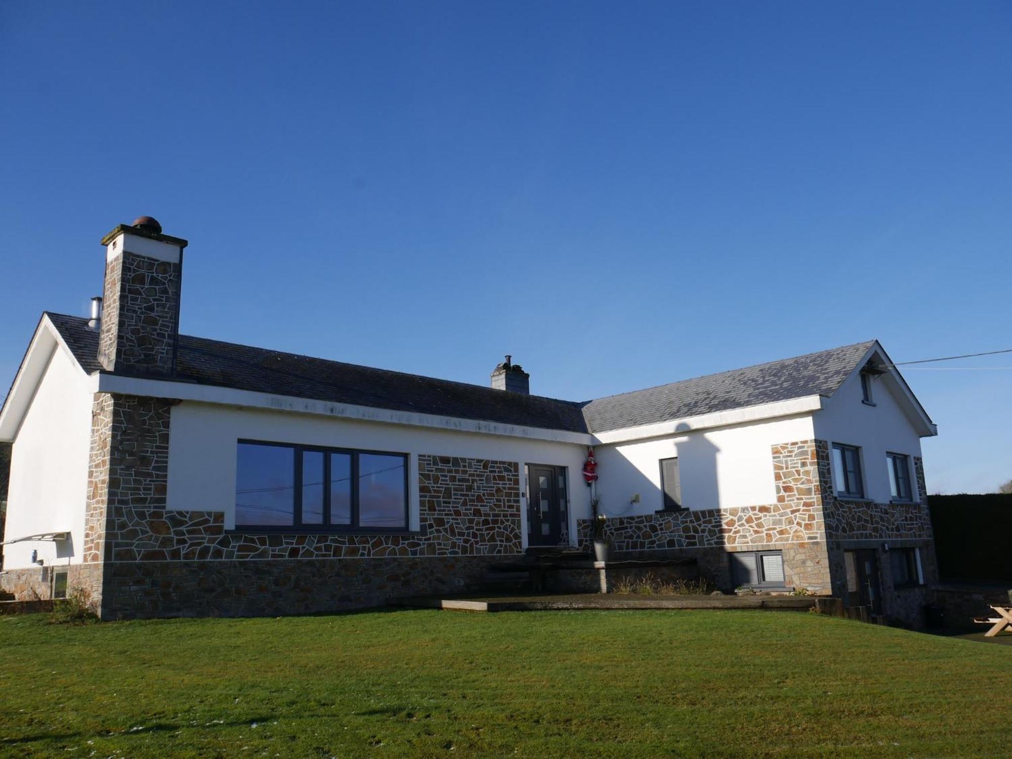 Sophisticated Holiday Home In Lierneux Near Forest Luaran gambar